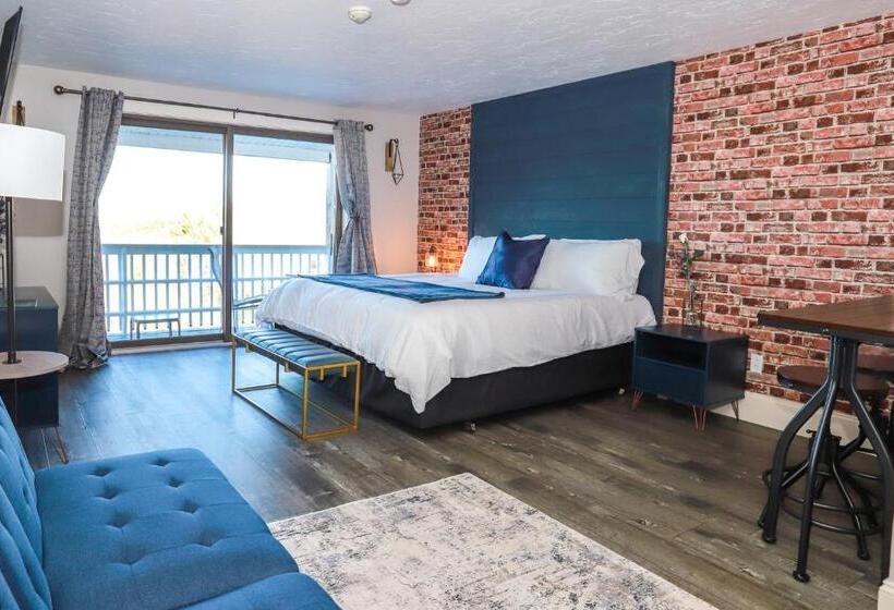 اتاق استاندارد با تخت بزرگ, Gunstock Inn & Suites
