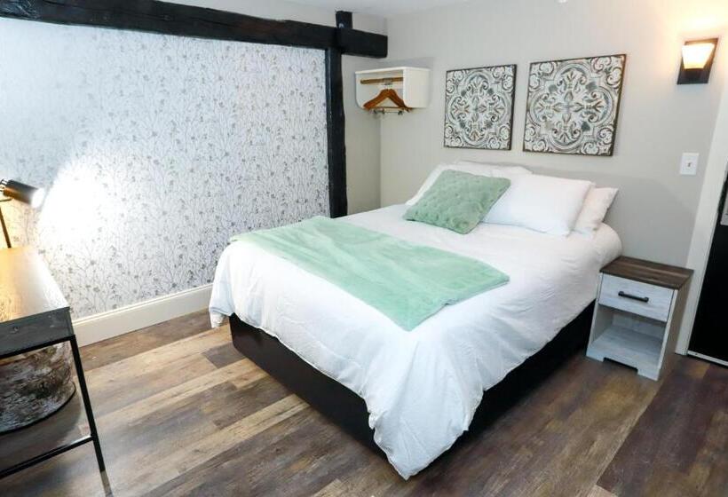 اتاق استاندارد با چشم‌انداز, Gunstock Inn & Suites