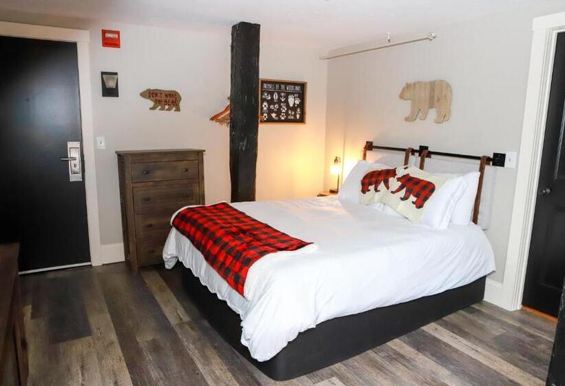 اتاق استاندارد سه نفره, Gunstock Inn & Suites