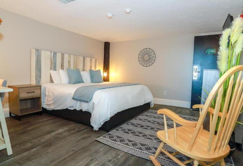 سوییت خانوادگی, Gunstock Inn & Suites