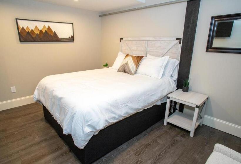 سوییت سوپریور, Gunstock Inn & Suites