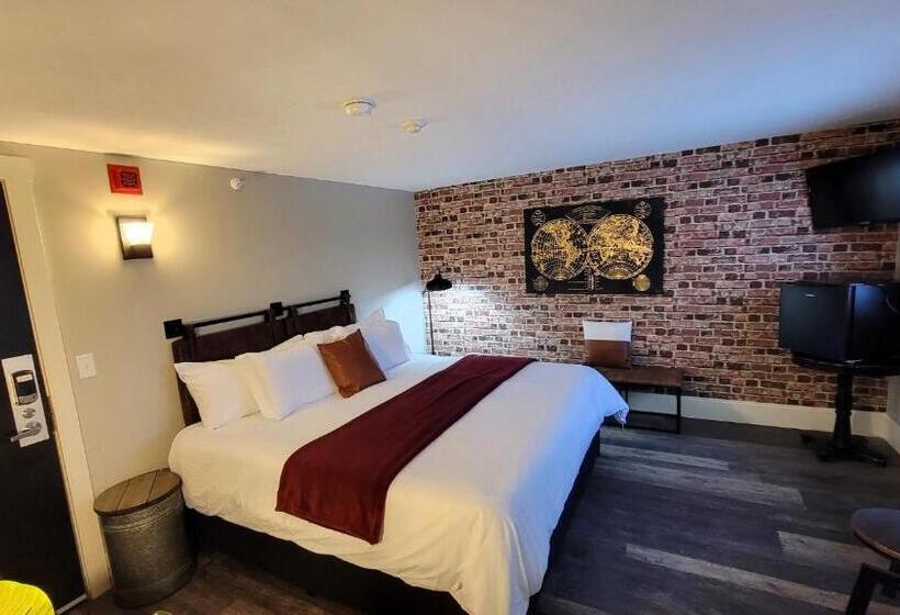 استودیو استاندارد با چشم‌انداز, Gunstock Inn & Suites