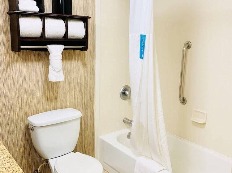 스탠다드 룸 더블 침대 2개, Hampton Inn Champaign/urbana