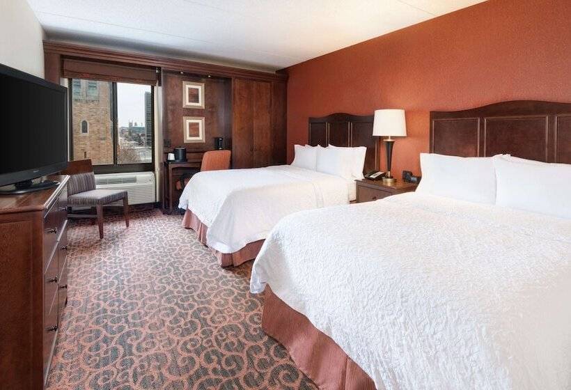 Номер Стандарт, Hampton Inn Clevelanddowntown