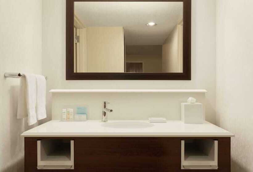 스위트, Hampton Inn & Suites Springdale