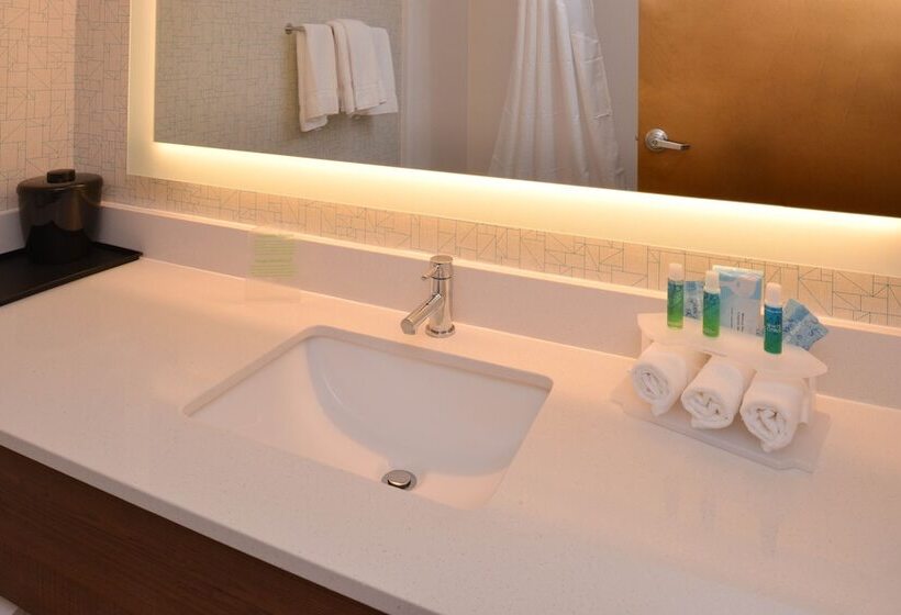 장애인을 위한 스위트, Holiday Inn Express Olean, An Ihg