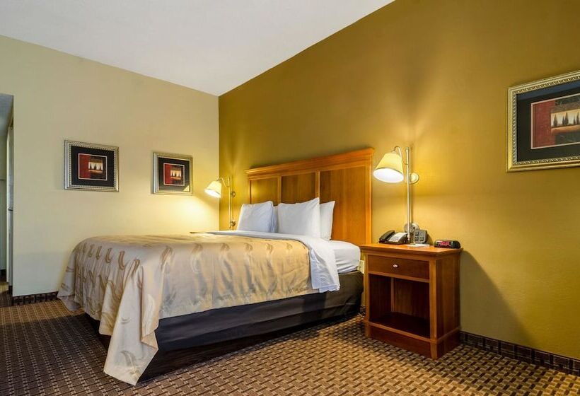 Номер Стандарт, Quality Inn