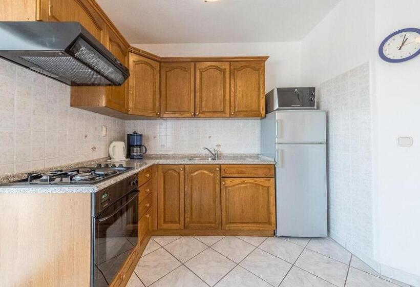 آپارتمان 1 خوابه با بالکن, Apartments Buljan