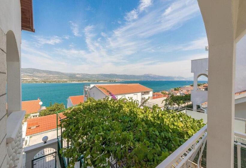 آپارتمان 1 خوابه با بالکن, Apartments Buljan
