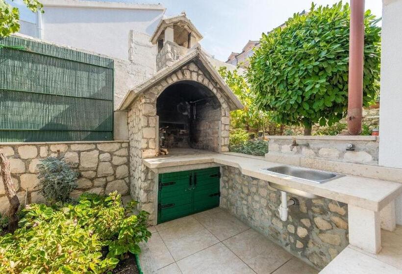 آپارتمان 1 خوابه با چشم‌انداز دریا, Apartments Buljan
