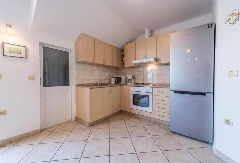 آپارتمان 1 خوابه با چشم‌انداز دریا, Apartments Buljan
