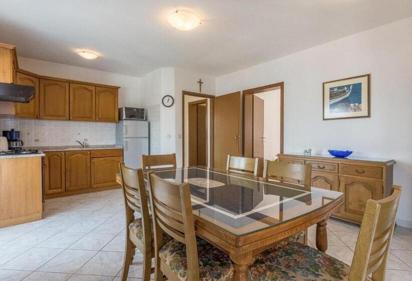 آپارتمان 1 خوابه با بالکن, Apartments Buljan