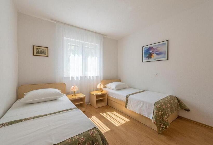آپارتمان 1 خوابه با بالکن, Apartments Buljan