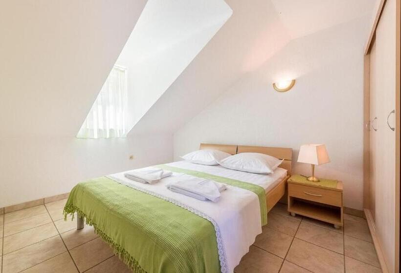 آپارتمان 1 خوابه با چشم‌انداز دریا, Apartments Buljan