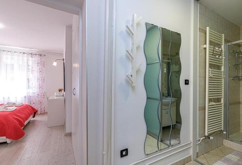 דירת חדר, Apartments Lavizatic