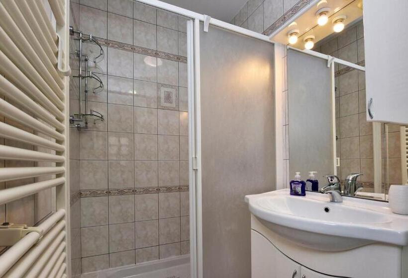 דירת חדר, Apartments Lavizatic