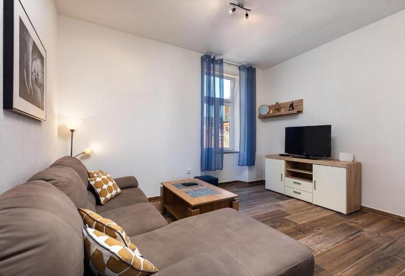 آپارتمان 2 خوابه, Apartments Smaila