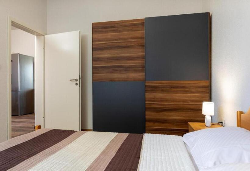 آپارتمان 2 خوابه, Apartments Smaila