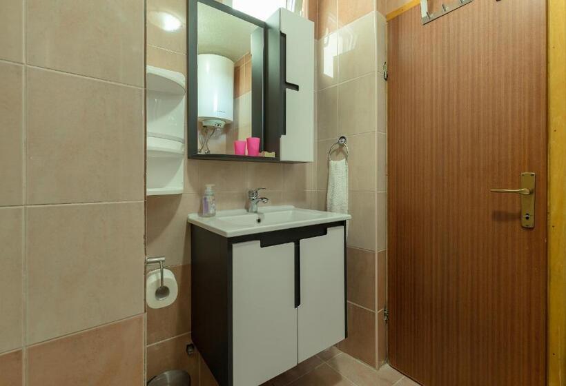 آپارتمان 2 خوابه, Apartments Smaila