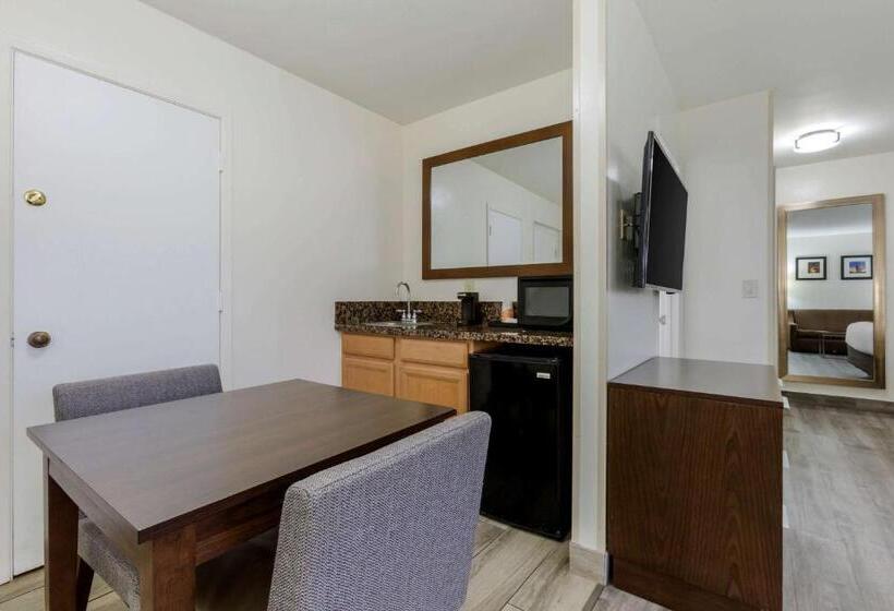 Люкс Адаптированный для Инвалидов, Comfort Suites At Sabino Canyon