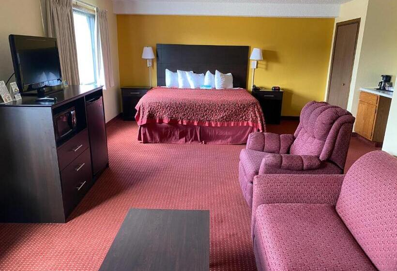 سوییت لوکس, Days Inn & Suites By Wyndham Des Moines Airport