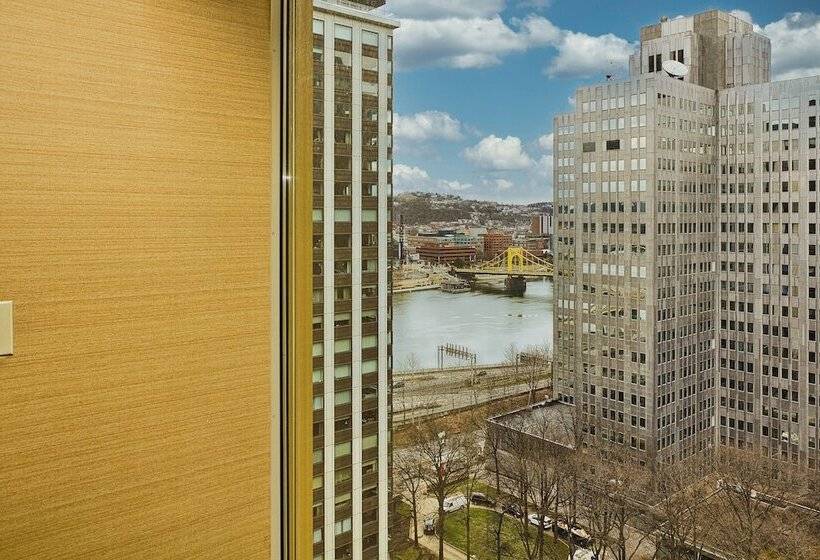 اتاق لوکس, Wyndham Grand Pittsburgh