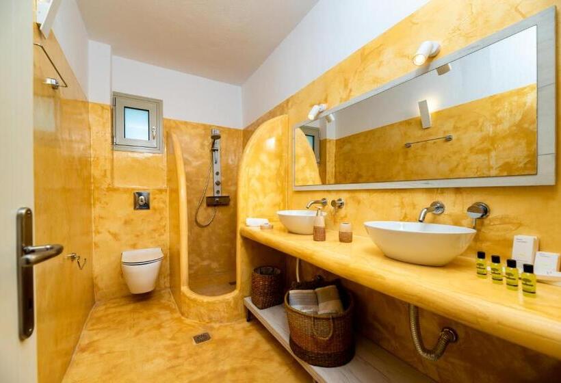 سوییت سوپریور, Aerenia Luxury Suites