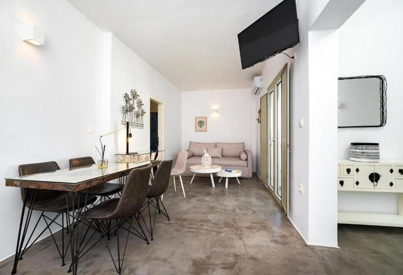 سوییت لوکس, Aerenia Luxury Suites