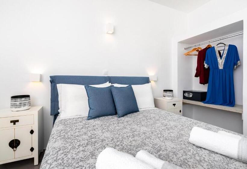 سوییت لوکس, Aerenia Luxury Suites