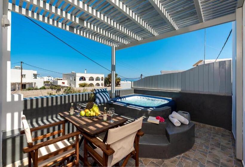 سوییت لوکس, Aerenia Luxury Suites