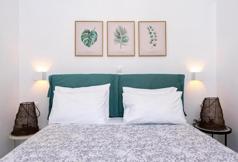 استودیوی لوکس, Aerenia Luxury Suites