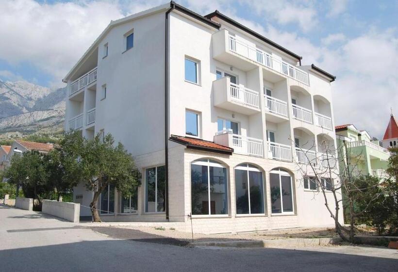 استودیوی استاندارد, Apart Pansion Promajna