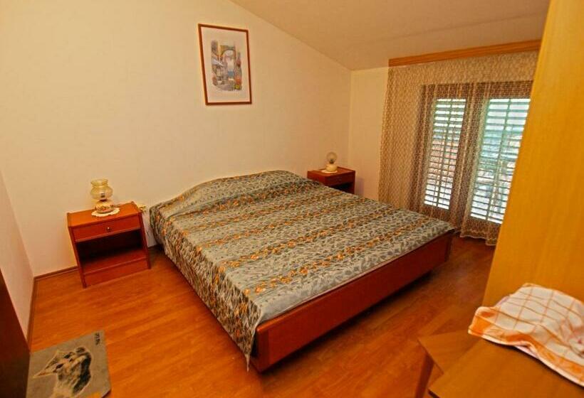 اتاق استاندارد, Apartment Emilia 424