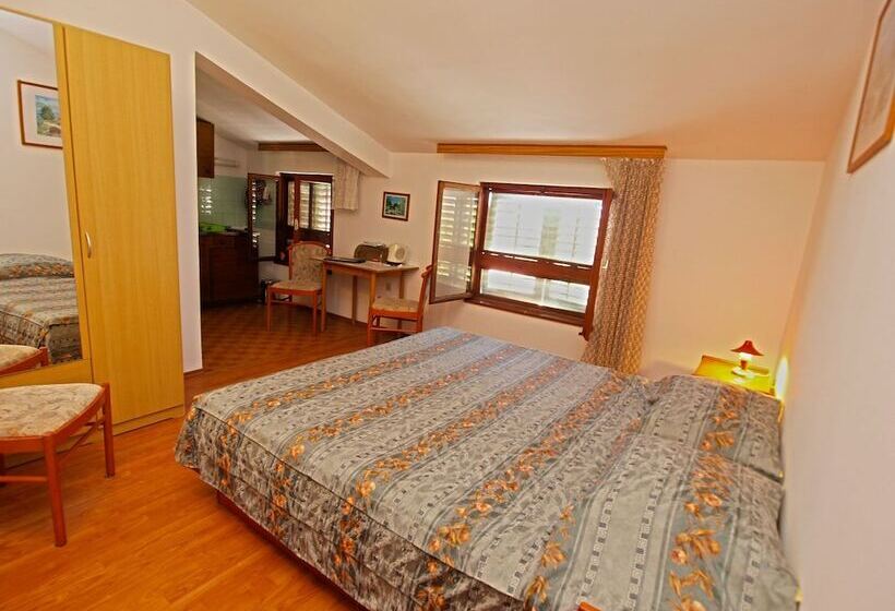 آپارتمان 1 خوابه, Apartment Emilia 424