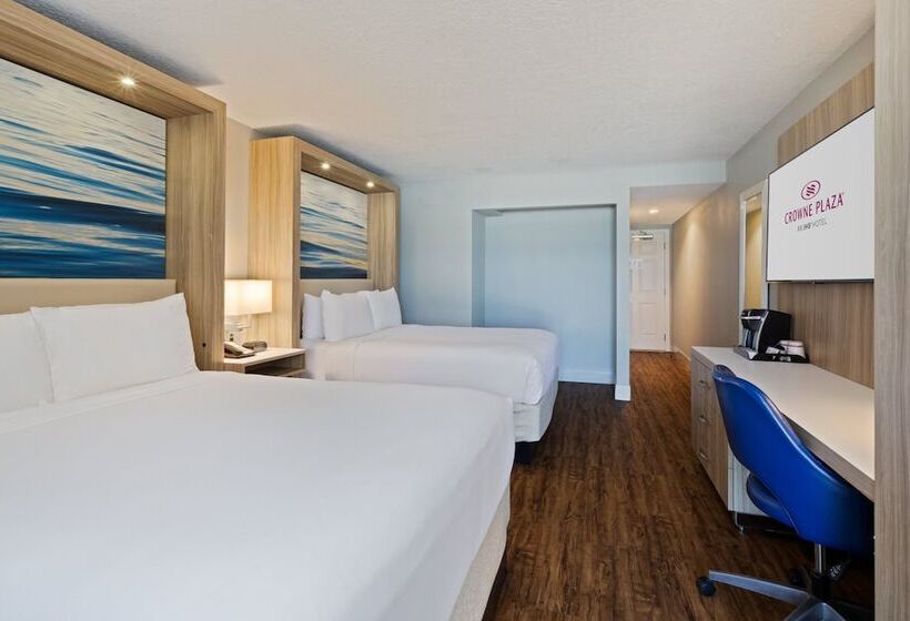带2个双人床的标准工作室, Crowne Plaza Melbourne Oceanfront, An Ihg