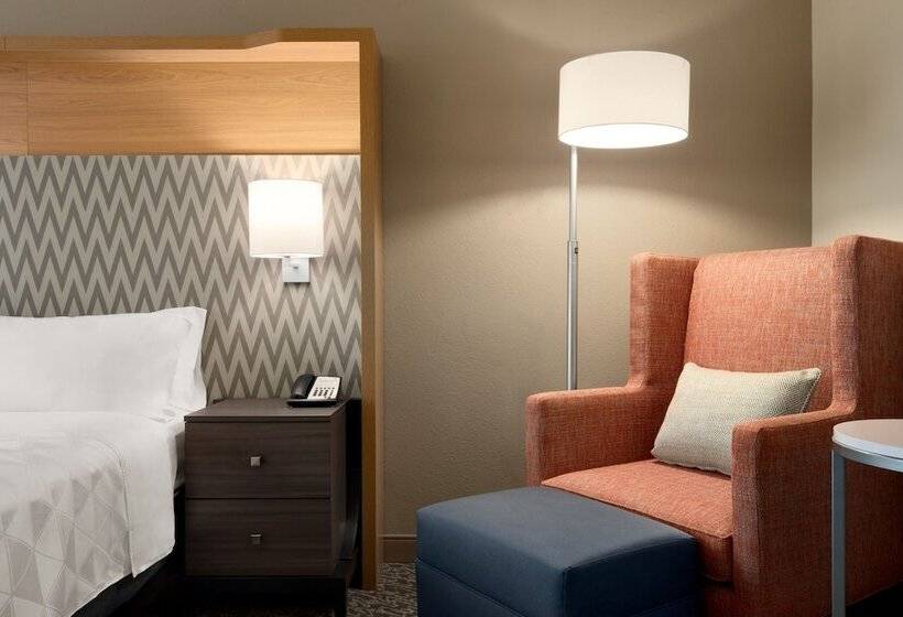 اتاق استاندارد با تخت دوبل, Holiday Inn Hotel & Suites Council Bluffs, An Ihg