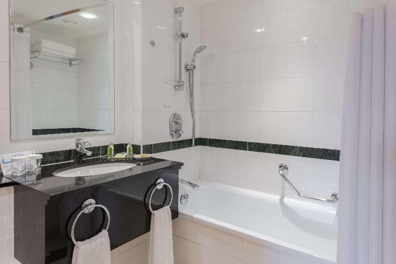 سوئیت با تخت بزرگ, Holiday Inn Express Spokane Downtown, An Ihg