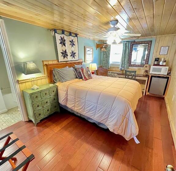 스탠다드 룸, Homestead Inn   Blowing Rock