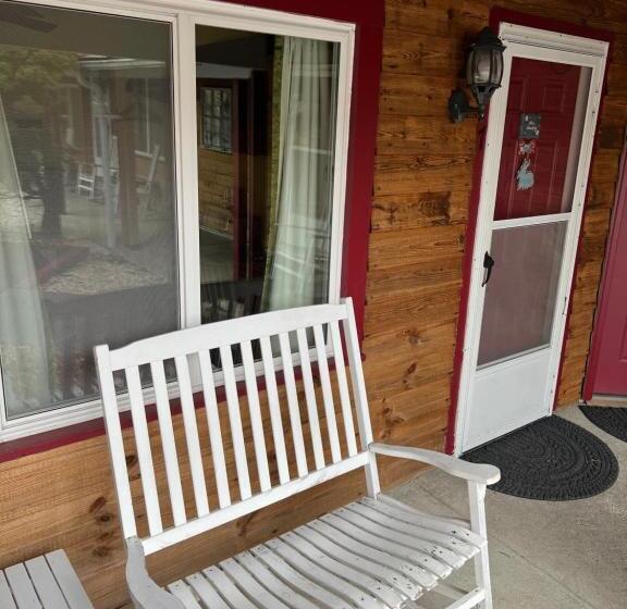 스탠다드 룸 더블 침대 2개, Homestead Inn   Blowing Rock