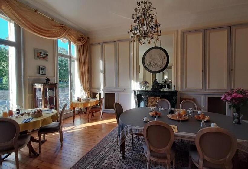 اتاق استاندارد, La Belle Boulonnaise