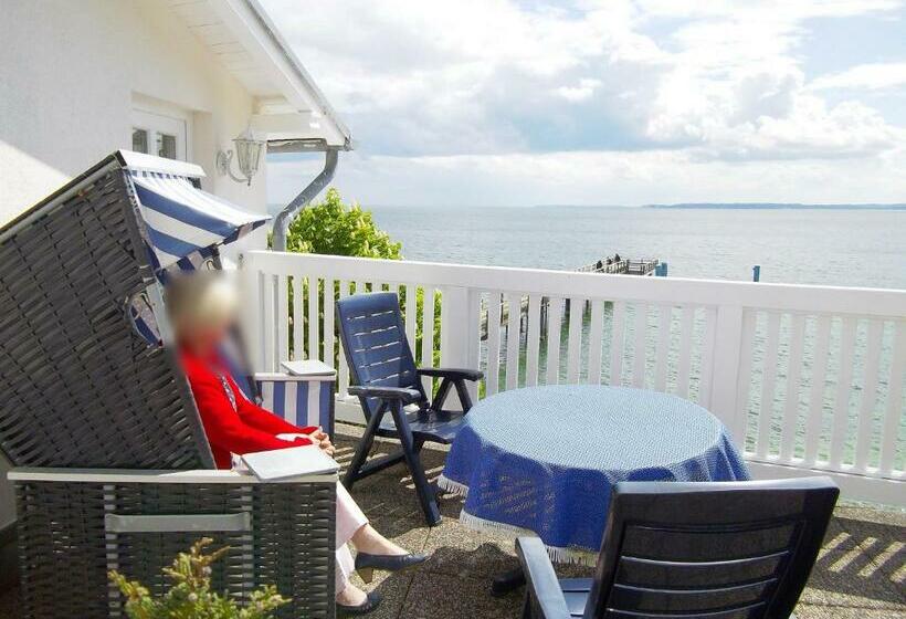 Номер Deluxe Вид на Море, Fährblick   Pension Direkt Am Wasser