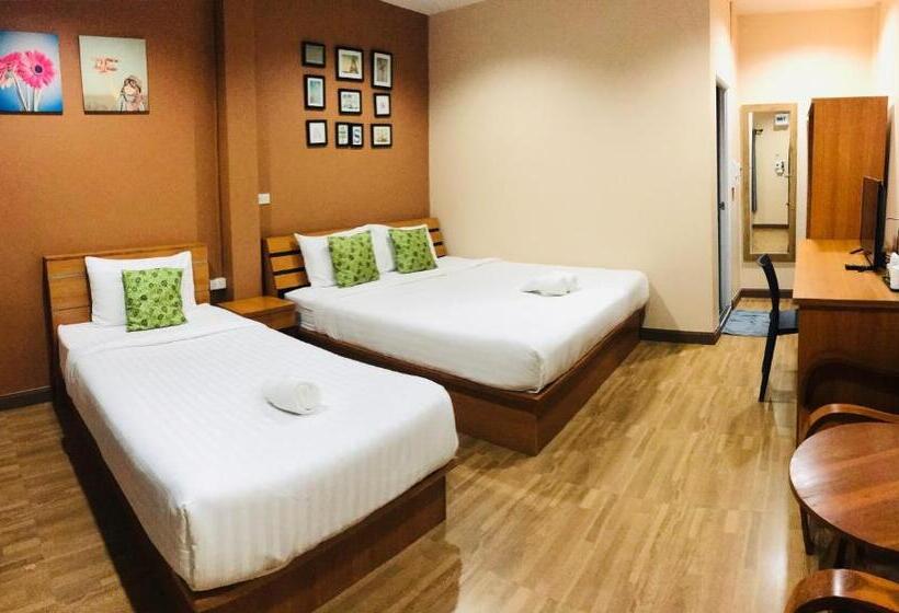 スタンダードトリプルルーム, ช้างเผือกเกสต์เฮ้าส์ Changphueak Guesthouse