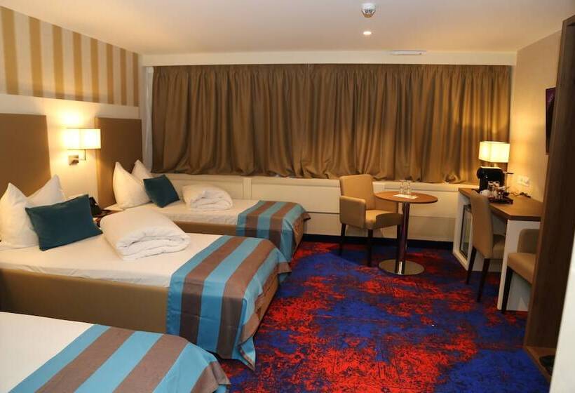 اتاق استاندارد سه نفره, My Home Hotel   Free Parking