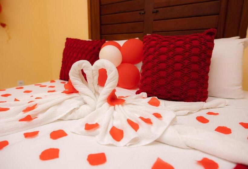 Apartamento 1 Dormitório com Sacada, Pousada Sandbeach