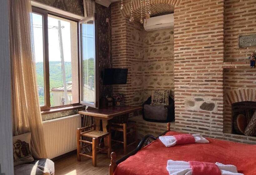 اتاق استاندارد, Burji Guest House