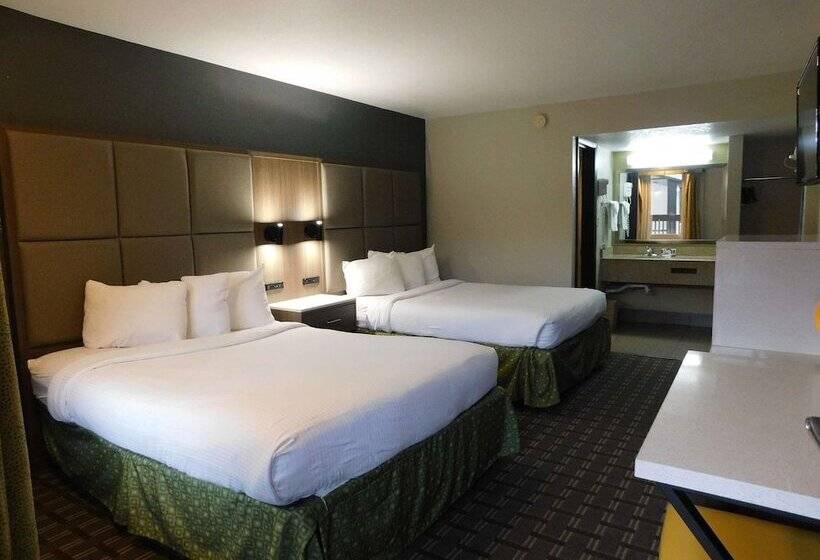 Pokój Deluxe, Days Inn & Suites By Wyndham Downtown Gatlinburg Parkway