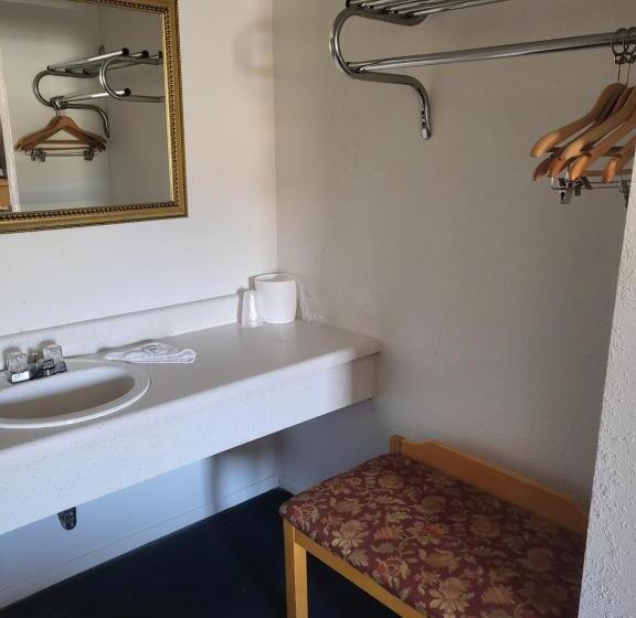 ２ダブルベッドのスタンダードルーム, Rodeway Inn