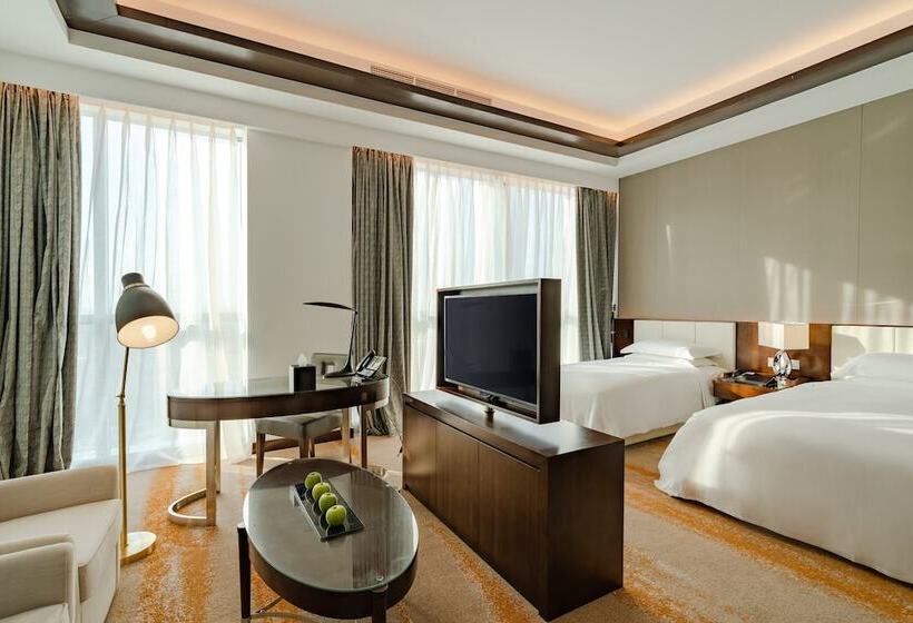 Quarto Classe Business, Johari Rotana