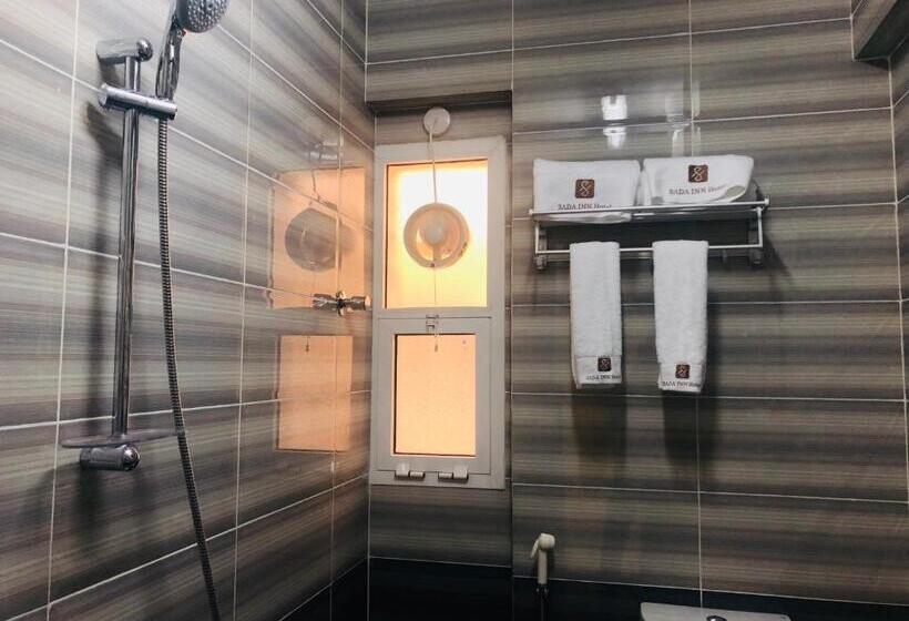 آپارتمان 2 خوابه, Season Inn