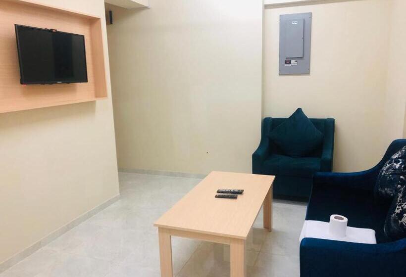 آپارتمان 2 خوابه, Season Inn